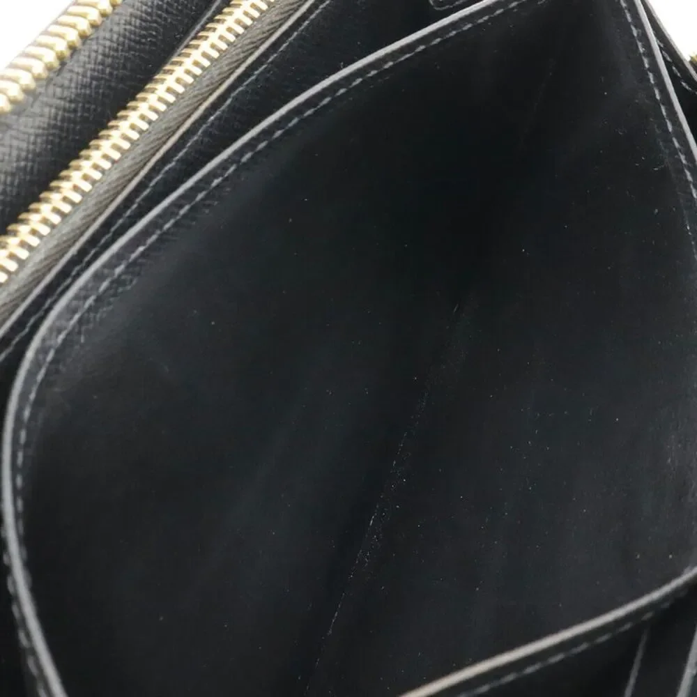 Louis Vuitton Zippy Wallet
